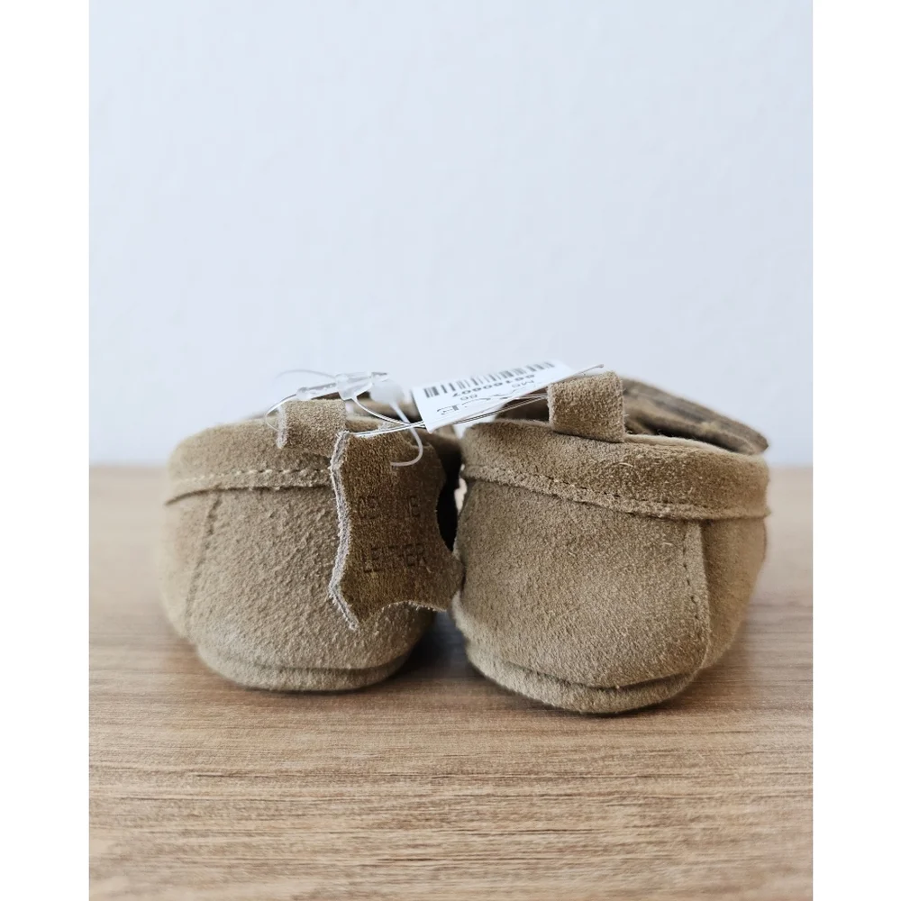 The Children's Place | NWT Suede Velcro Moccasin Shoes